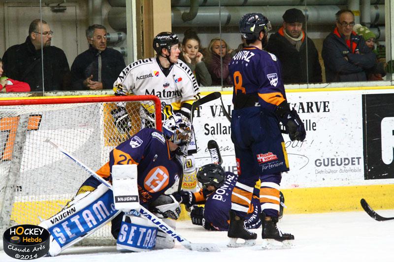 Chamonix  4 - 3 Rouen