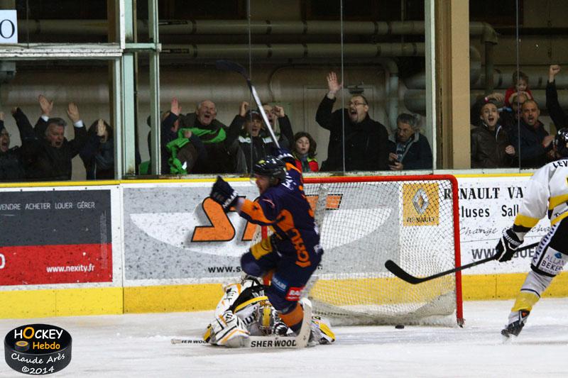 Chamonix  4 - 3 Rouen
