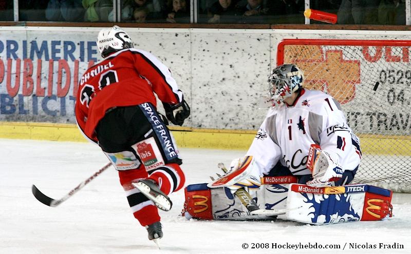 Briançon  6 - 2 Grenoble 