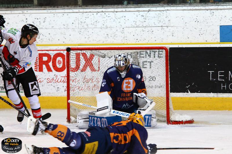 Chamonix  3 - 5 Briançon 