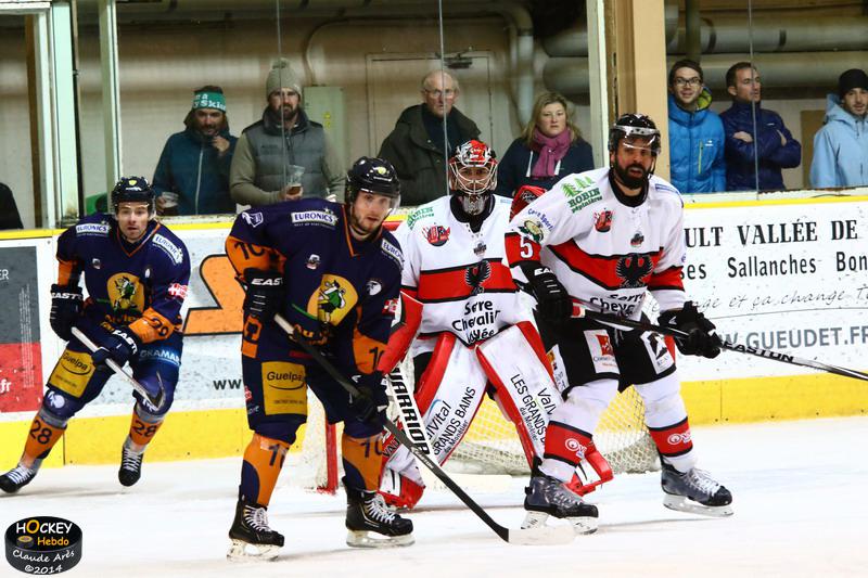 Chamonix  3 - 5 Briançon 