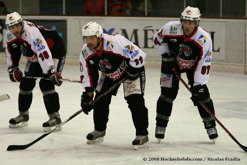 Briançon  3 - 4 Grenoble 