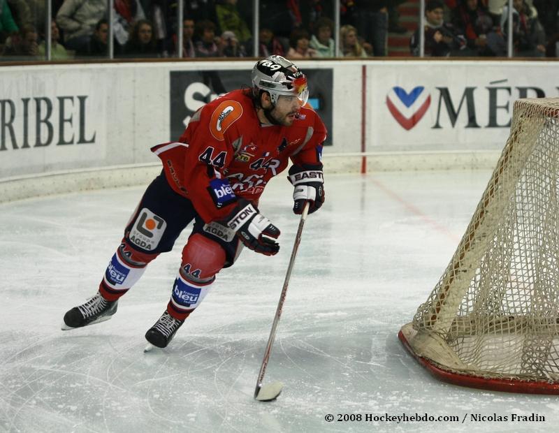 Briançon  3 - 4 Grenoble 