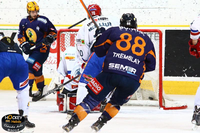 Chamonix  9 - 2 Lyon