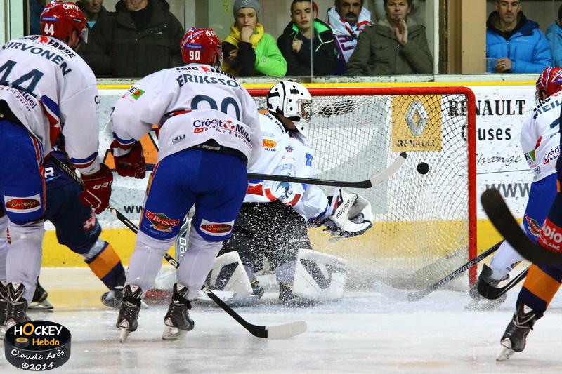 Chamonix  9 - 2 Lyon