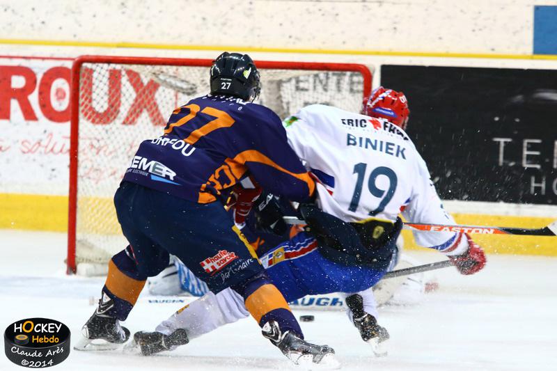 Chamonix  9 - 2 Lyon