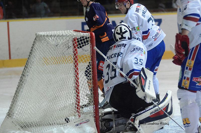 Chamonix  9 - 2 Lyon