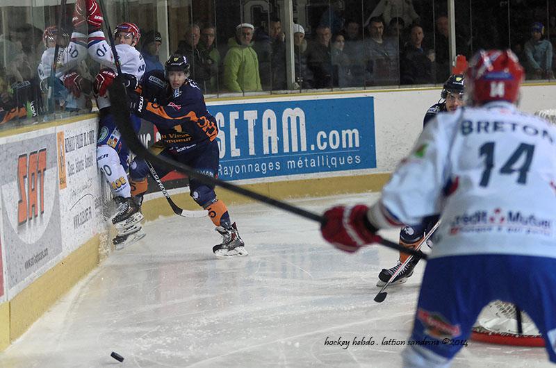 Chamonix  9 - 2 Lyon