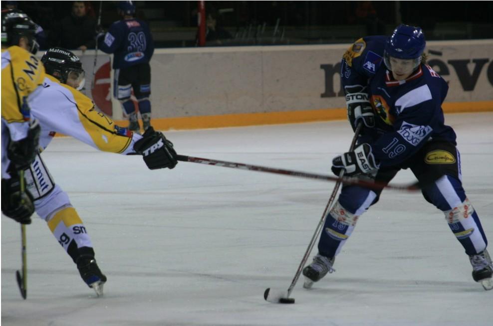 Mont-Blanc 1 - 4 Rouen