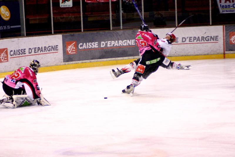 Amiens  6 - 5 Neuilly/Marne