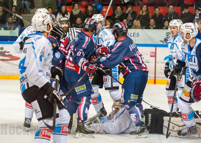 Grenoble  4 - 2 Gap 