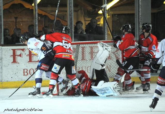 Briançon  5 - 3 Chamonix 