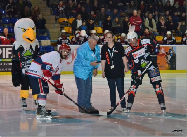 Photo hockey match La Roche-sur-Yon - Evry  le 29/11/2014