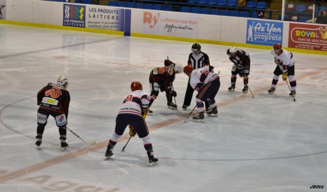 Photo hockey match La Roche-sur-Yon - Evry  le 29/11/2014