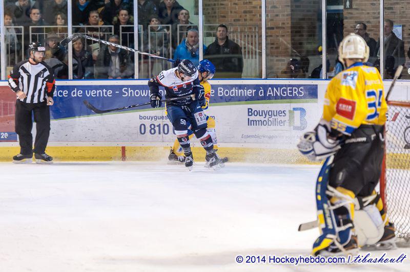 Angers  9 - 0 Dijon 