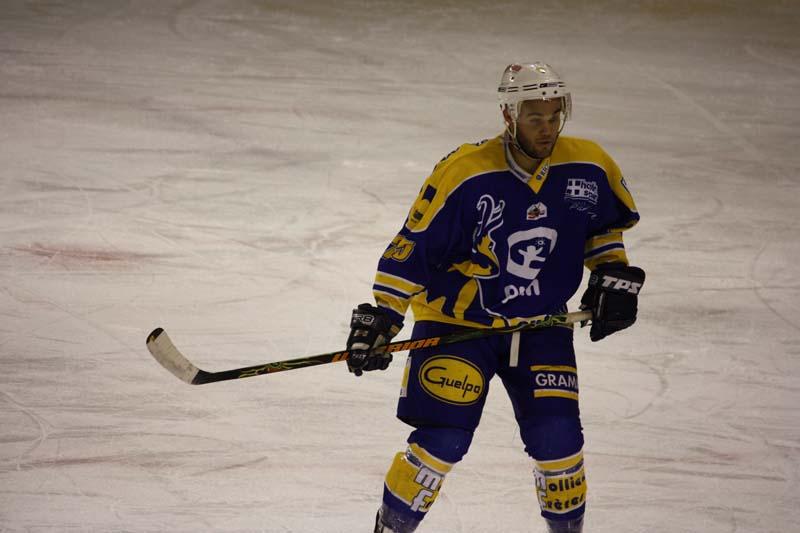 Chamonix  3 - 2 Dijon 