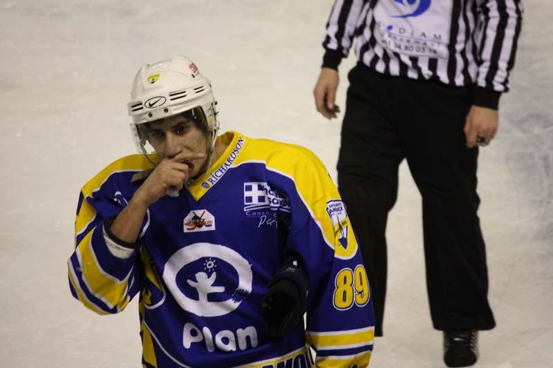 Chamonix  3 - 2 Dijon 