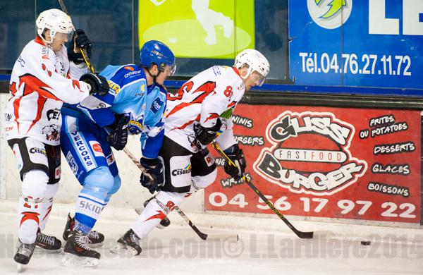 Villard-de-Lans 1 - 2 La Roche-sur-Yon