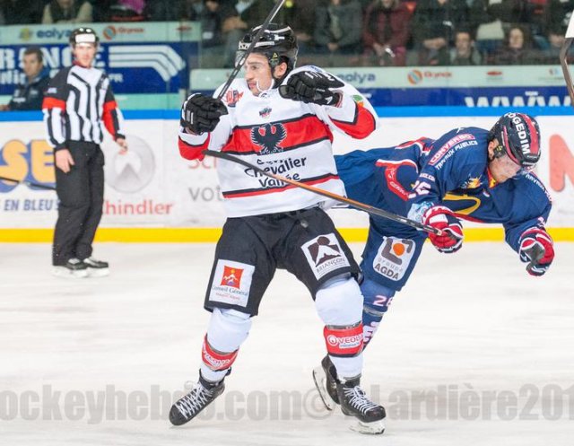 Photo hockey match Grenoble  - Briançon  le 05/12/2014