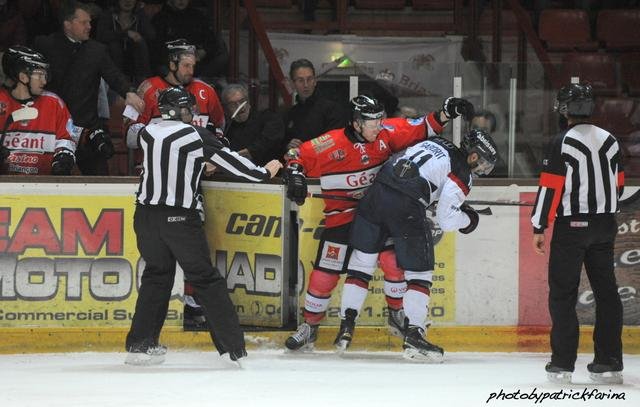 Photo hockey match Briançon  - Angers  le 09/12/2014