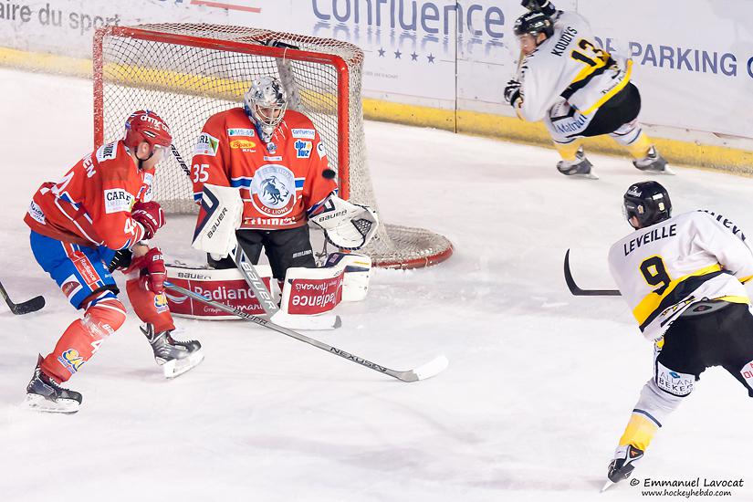 Lyon 3 - 6 Rouen