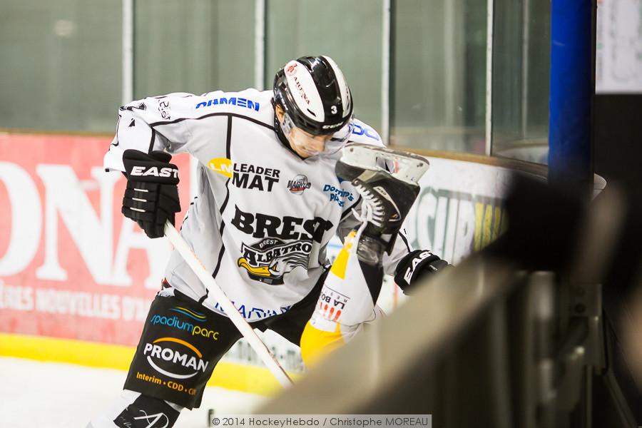 Strasbourg  2 - 0 Brest 
