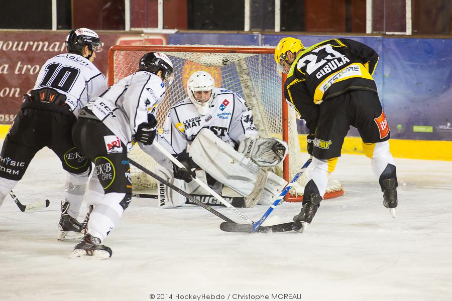 Strasbourg  2 - 0 Brest 
