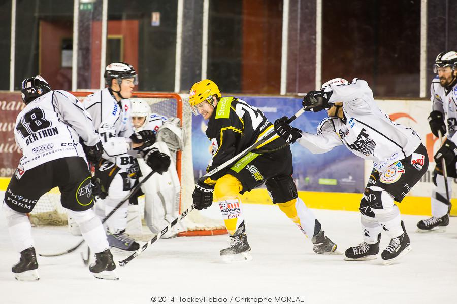 Strasbourg  2 - 0 Brest 