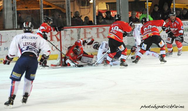 Briançon  5 - 4 Grenoble 