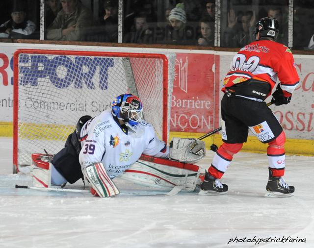 Briançon  5 - 4 Grenoble 