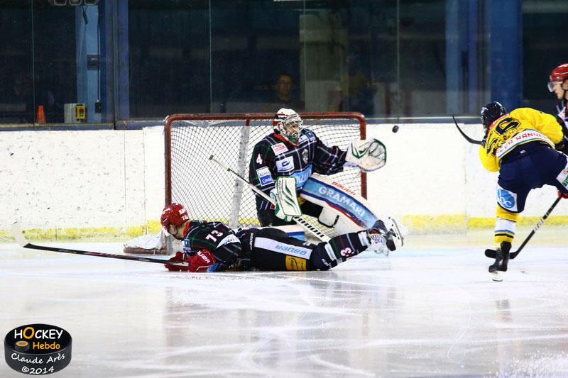 Mont-Blanc 2 - 3 Dunkerque