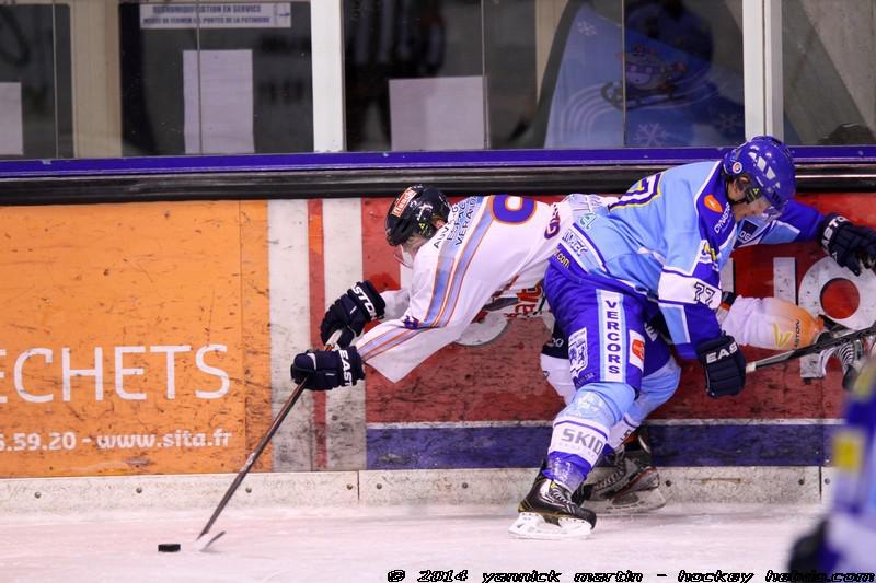Villard-de-Lans 4 - 0 Clermont-Ferrand