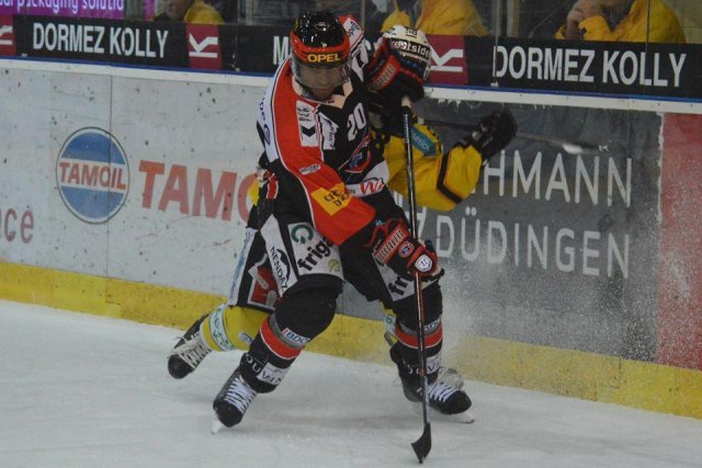 Photo hockey reportage Le derby des Zähringen pour le CP Berne