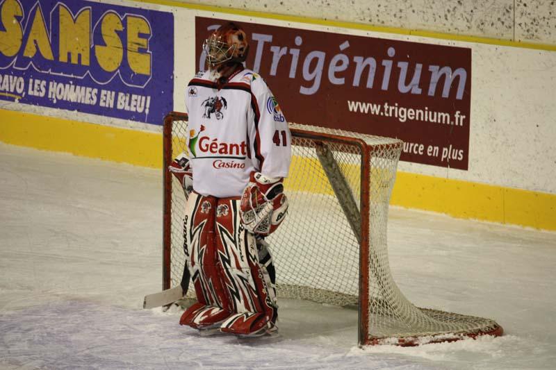 Chamonix  2 - 7 Briançon 