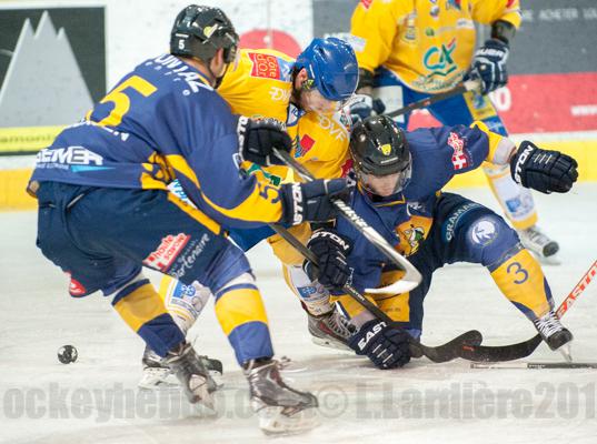 Chamonix  0 - 2 Dijon 