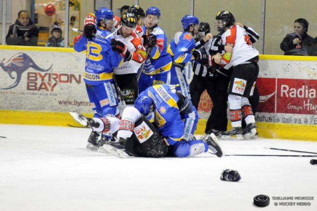 Photo hockey match Dijon  - Amiens  le 26/12/2014