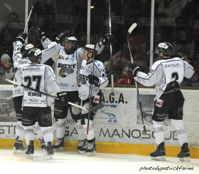 Briançon  6 - 5 Brest 