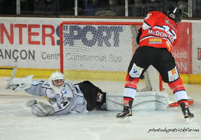 Briançon  6 - 5 Brest 