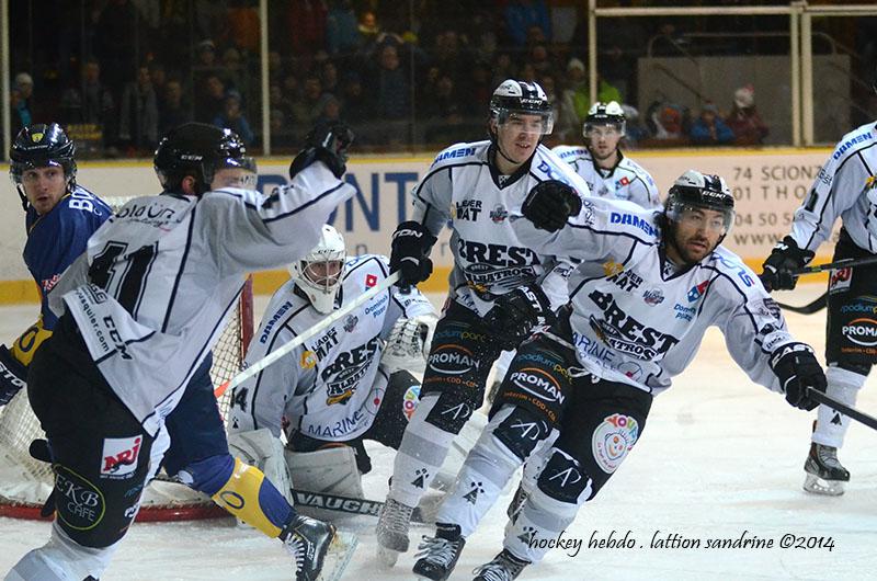 Chamonix  4 - 3 Brest 