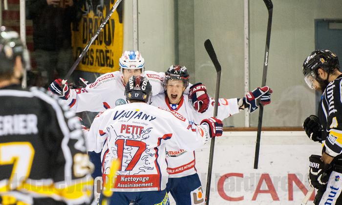 Grenoble  3 - 2 Rouen
