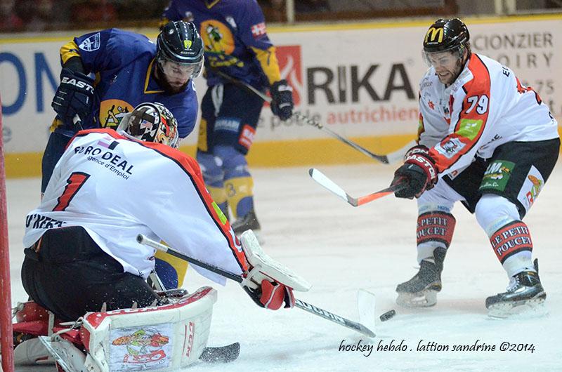 Chamonix  3 - 6 Amiens 