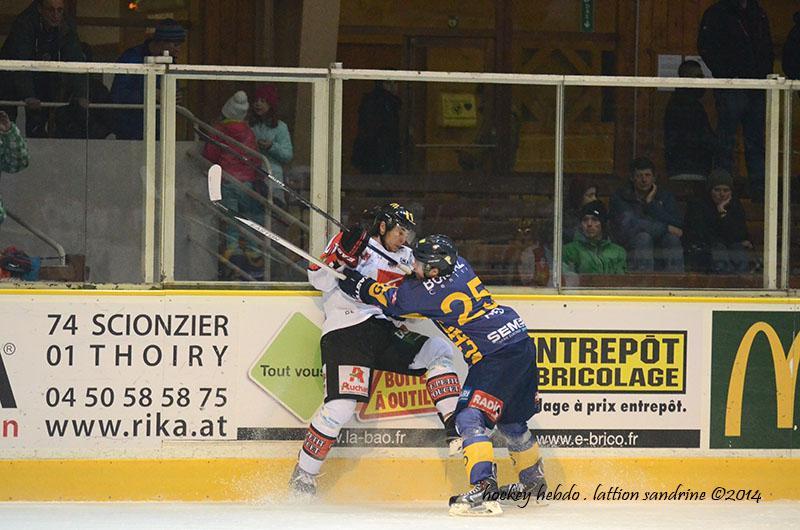 Chamonix  3 - 6 Amiens 