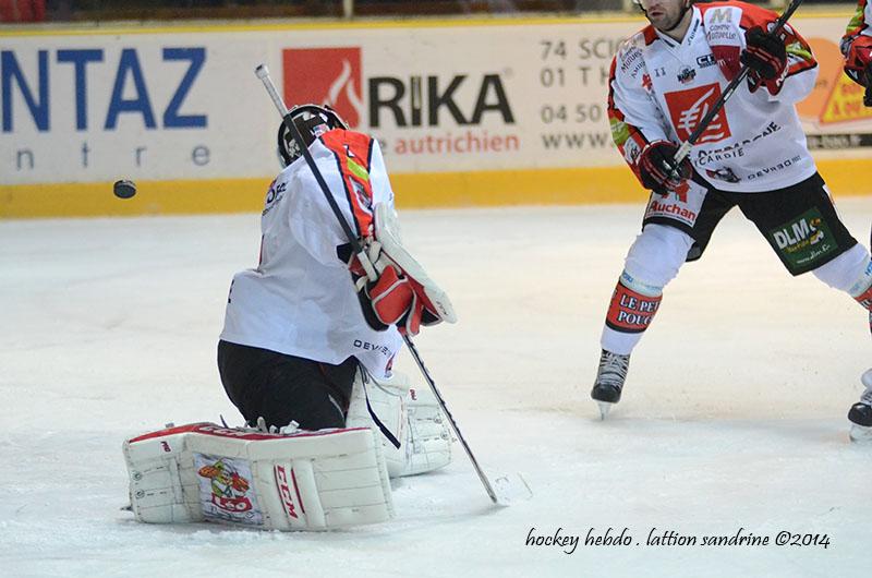 Chamonix  3 - 6 Amiens 
