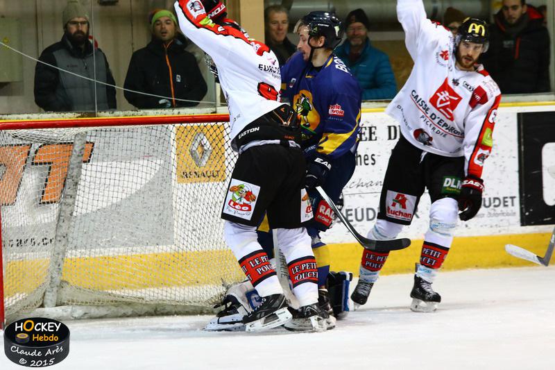 Chamonix  3 - 6 Amiens 