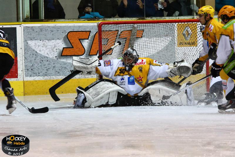 Chamonix  5 - 0 Strasbourg 