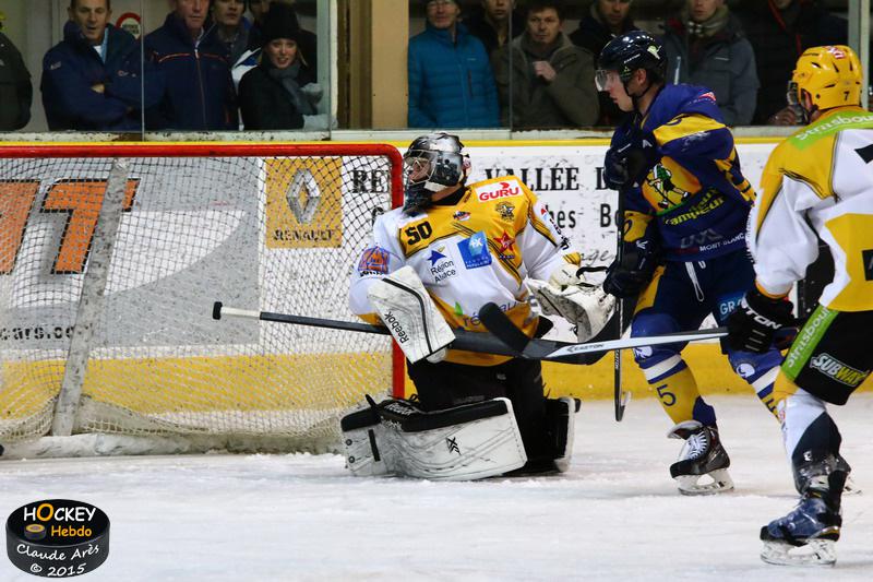 Chamonix  5 - 0 Strasbourg 
