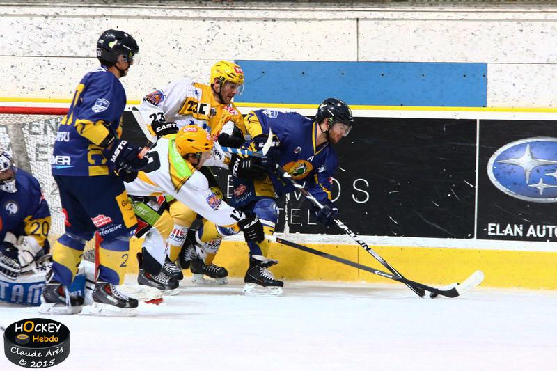 Chamonix  5 - 0 Strasbourg 