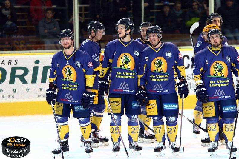 Chamonix  5 - 0 Strasbourg 