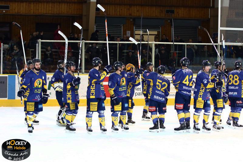 Chamonix  5 - 0 Strasbourg 