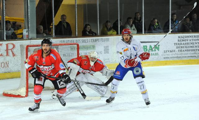 Briançon  9 - 4 Lyon